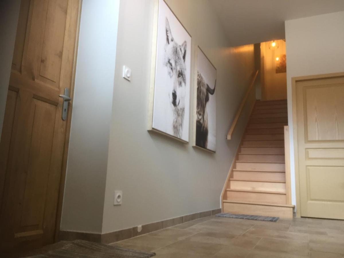 Spacious Apartment In Old Farm Close To Lac De Vouglans La Tour-du-Meix Экстерьер фото